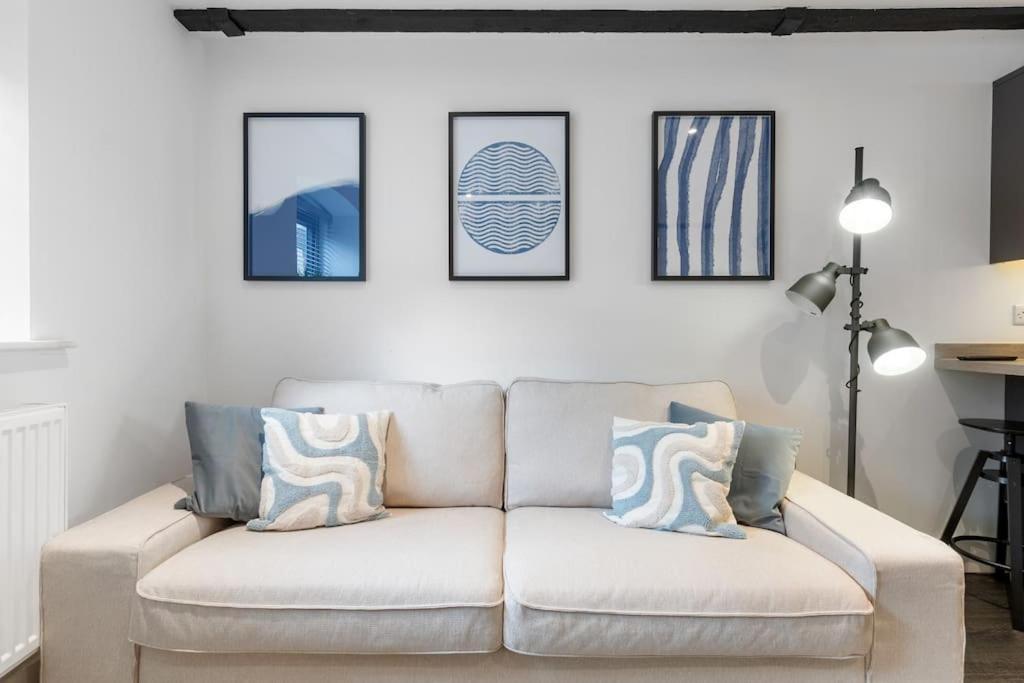 1A The Courtyard, Exeter Apartment ภายนอก รูปภาพ