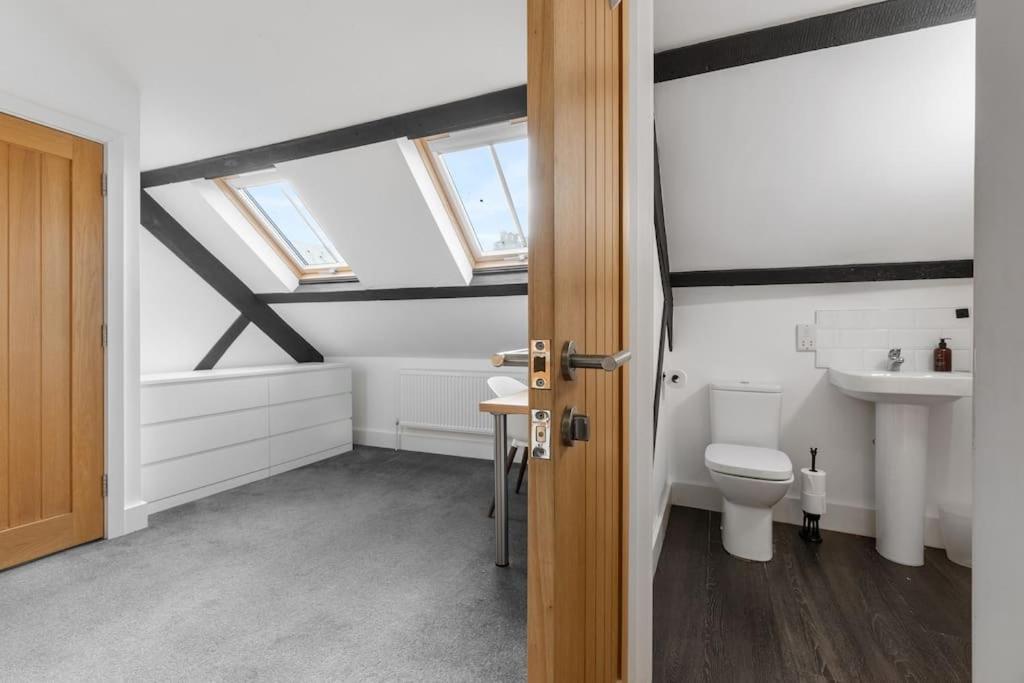 1A The Courtyard, Exeter Apartment ภายนอก รูปภาพ