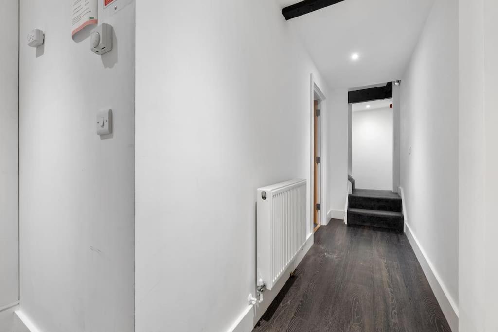 1A The Courtyard, Exeter Apartment ภายนอก รูปภาพ