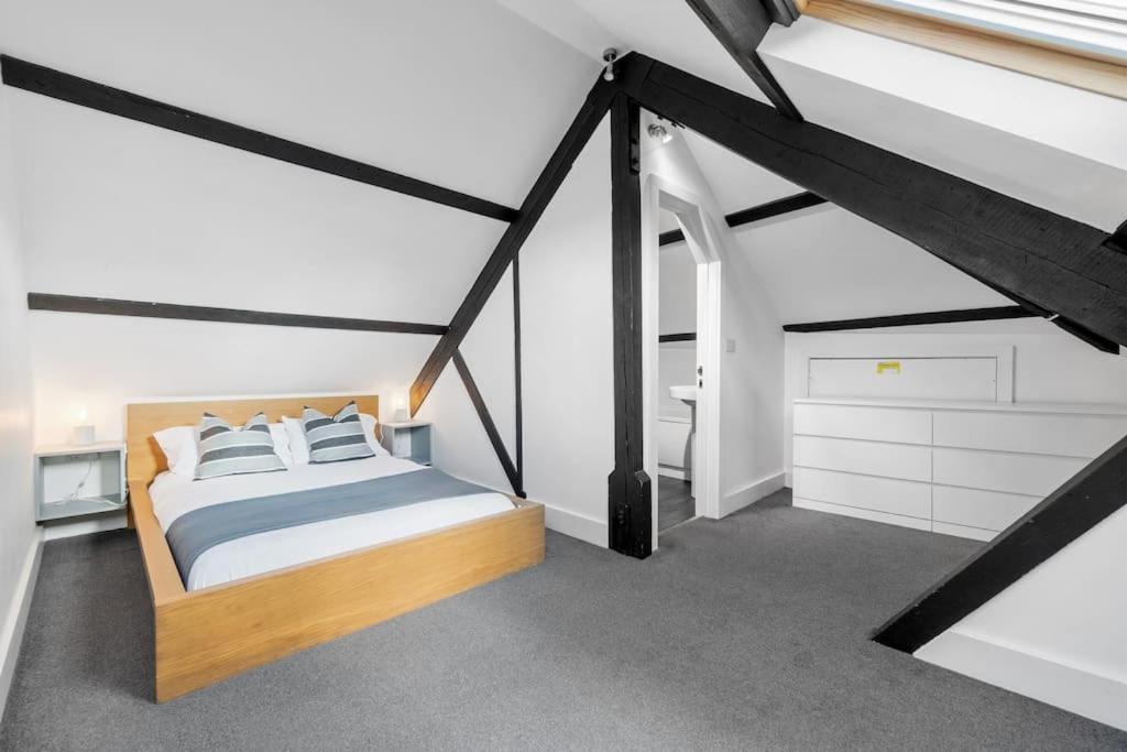 1A The Courtyard, Exeter Apartment ภายนอก รูปภาพ
